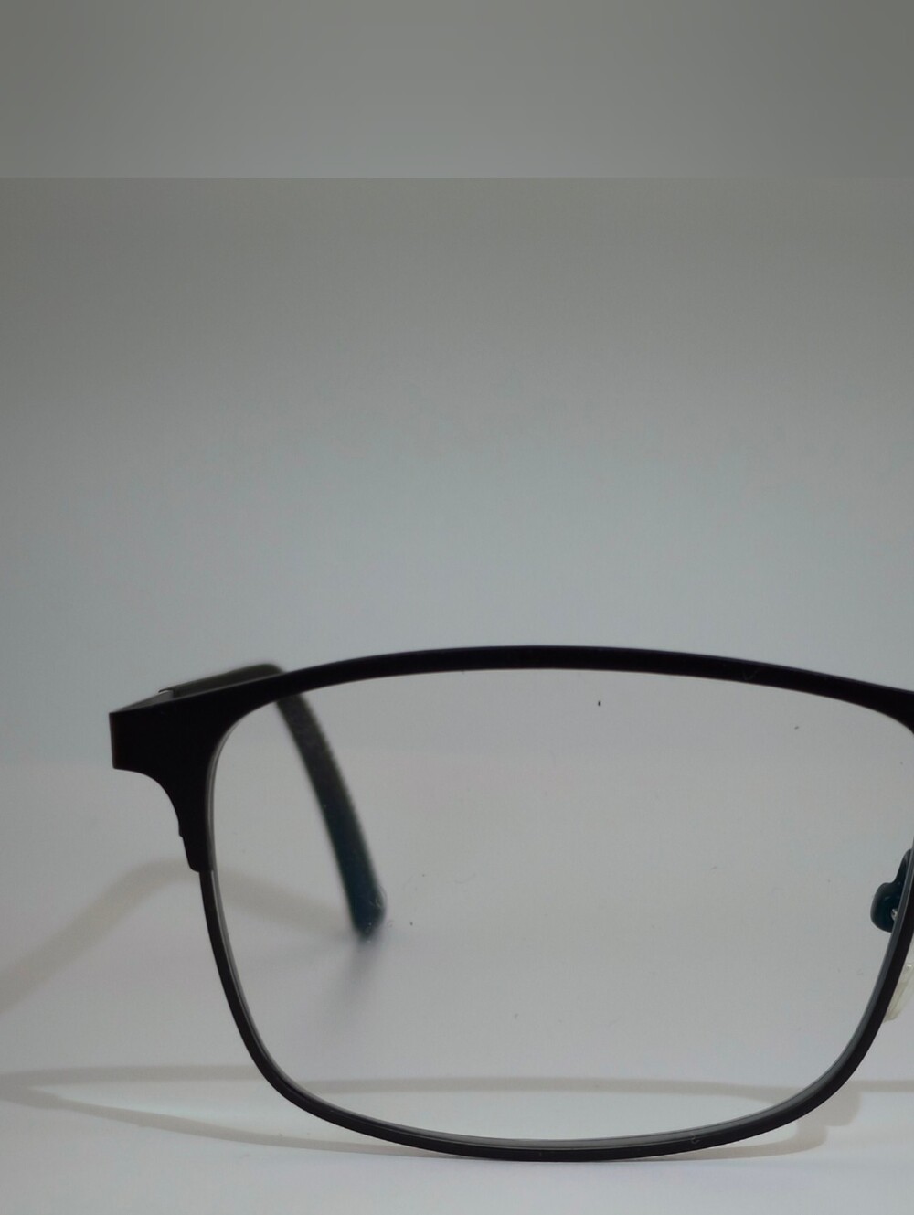 Wit. Rectangular Metal Matte Black. Good Features. - Picture 2 of 11